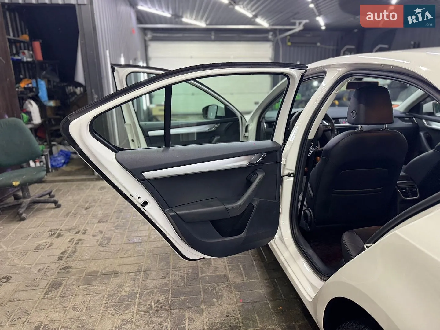 2018 Skoda Octavia - мініатюра 15