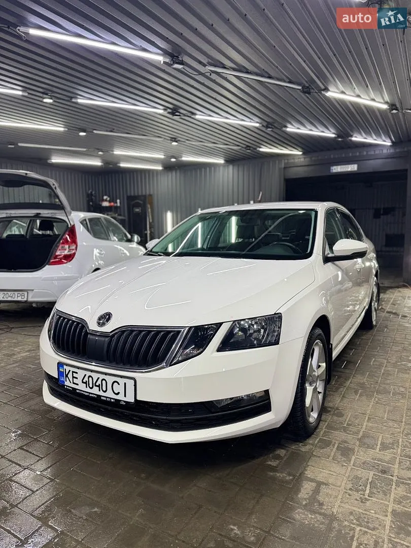 2018 Skoda Octavia - мініатюра 2