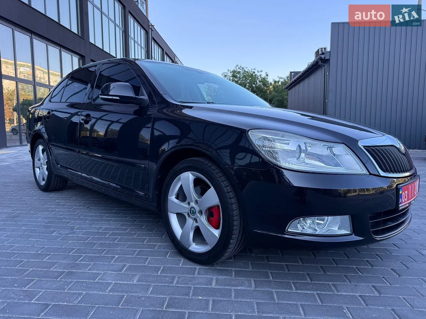 2010 Skoda Octavia - мініатюра 13