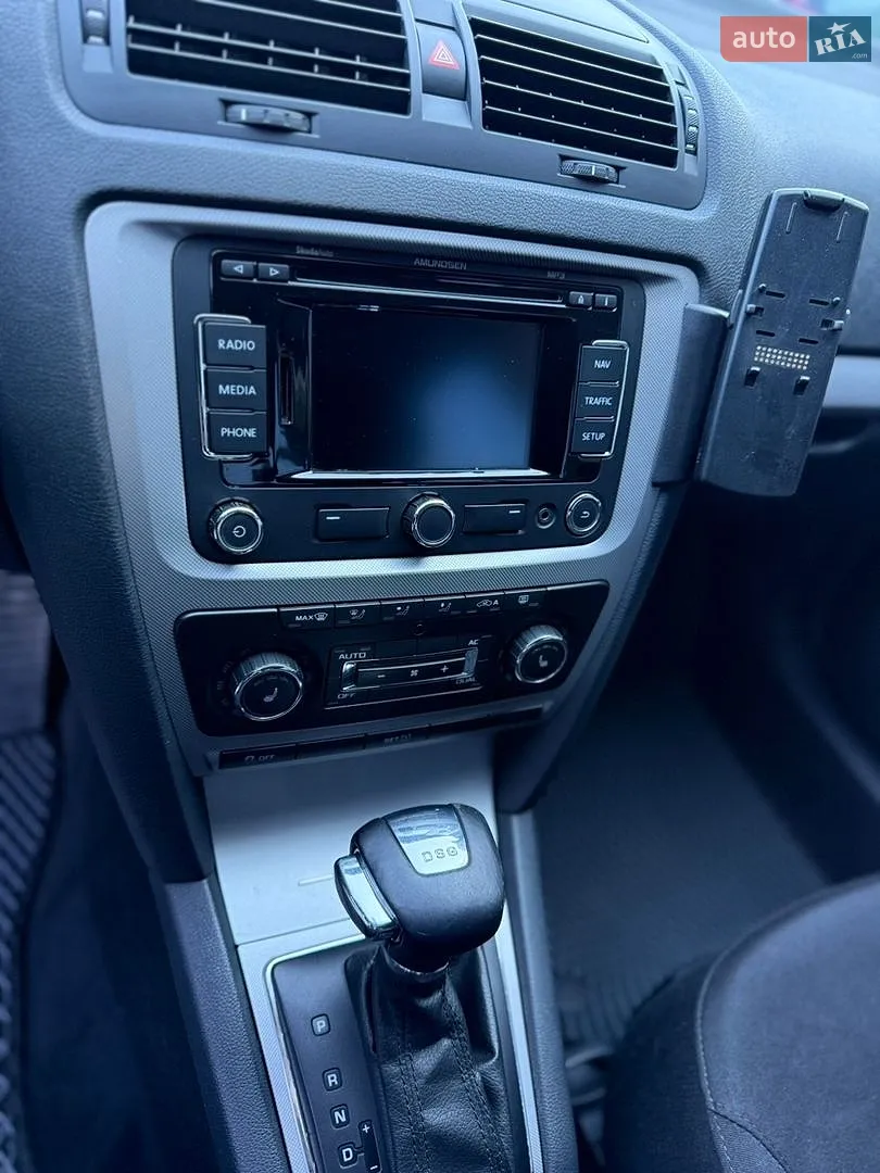 2010 Skoda Octavia - мініатюра 33