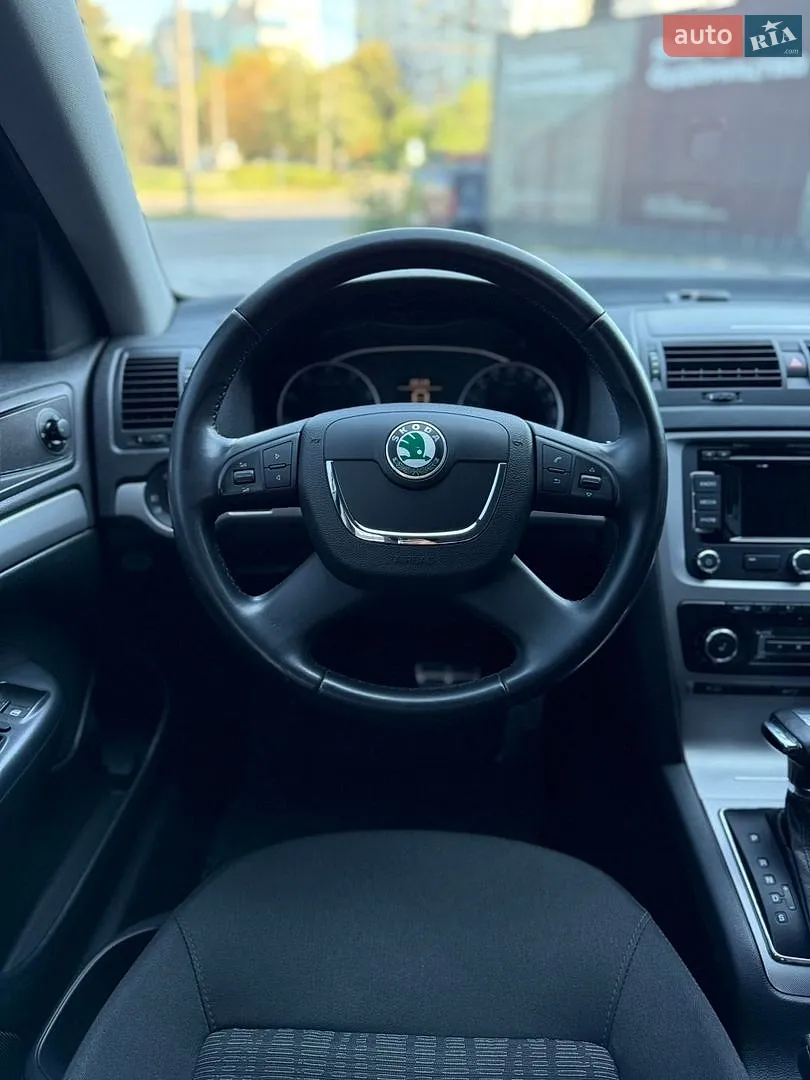 2010 Skoda Octavia - мініатюра 39