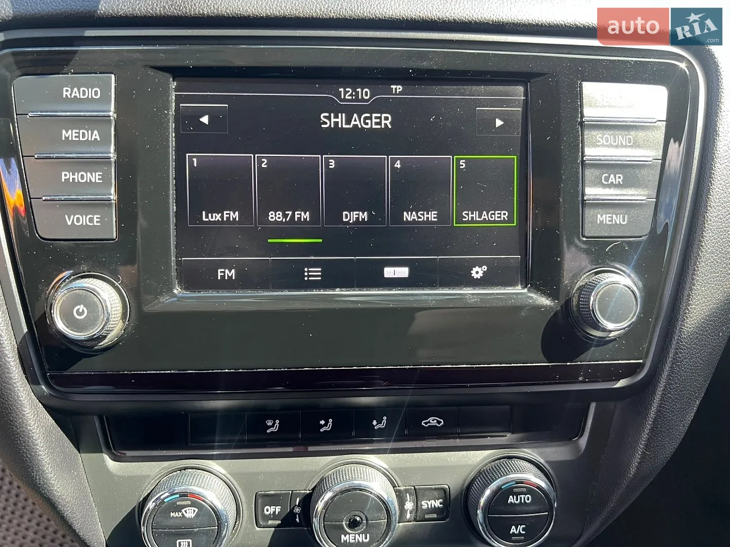 2015 Skoda Octavia - мініатюра 13