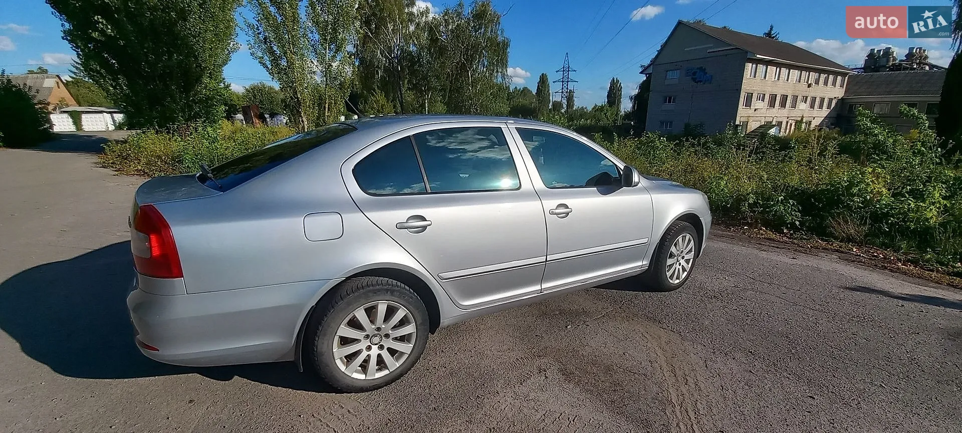 2010 Skoda Octavia - мініатюра 12