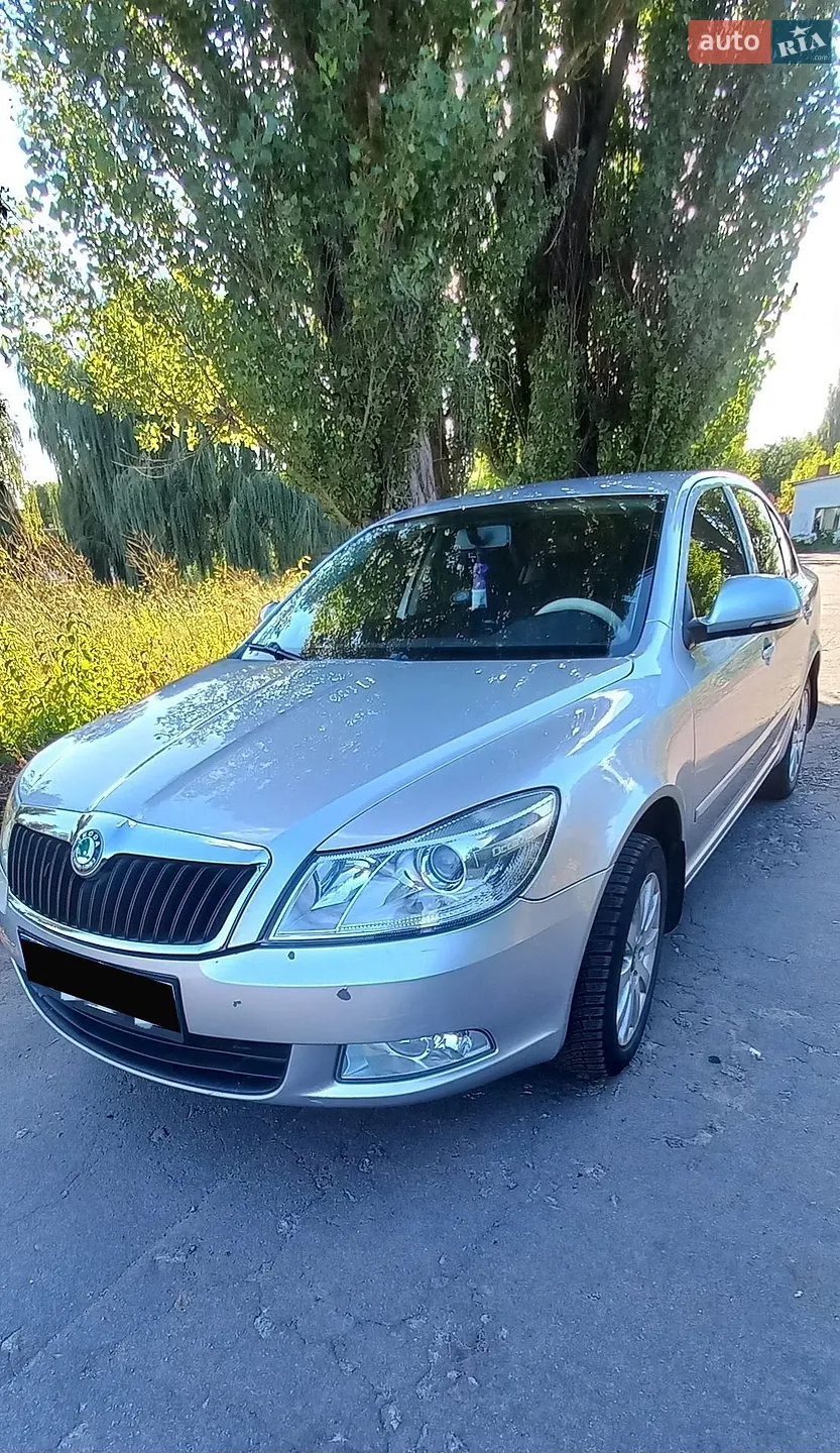 2010 Skoda Octavia - мініатюра 4