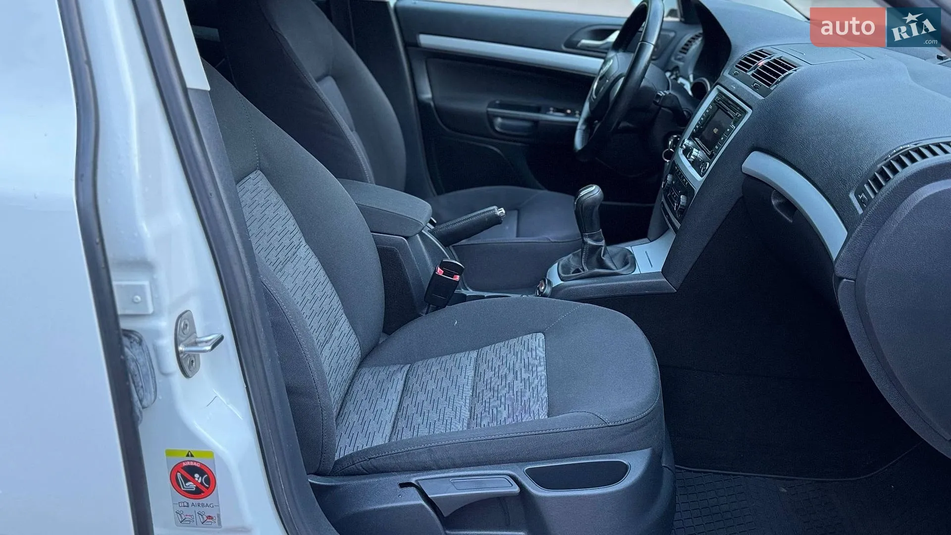 2012 Skoda Octavia - мініатюра 30