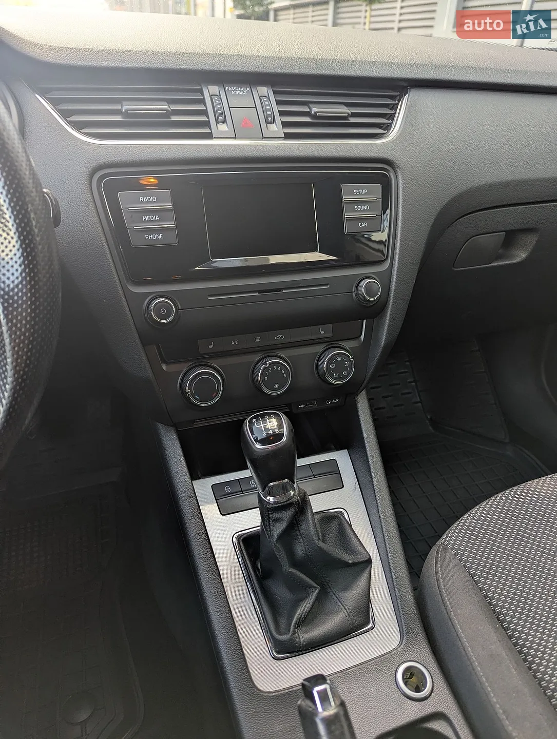 2015 Skoda Octavia - мініатюра 11