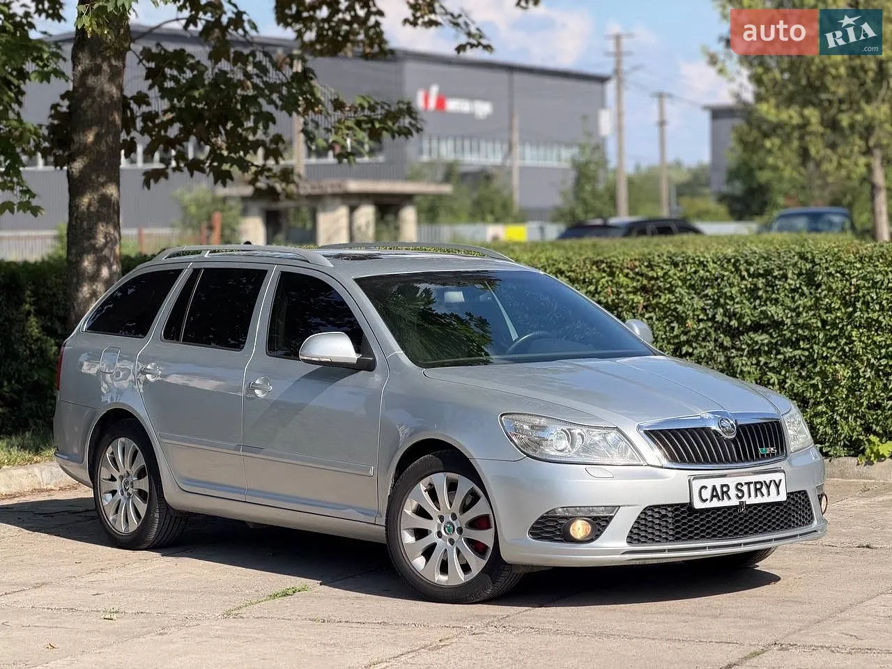 2010 Skoda Octavia - мініатюра 8