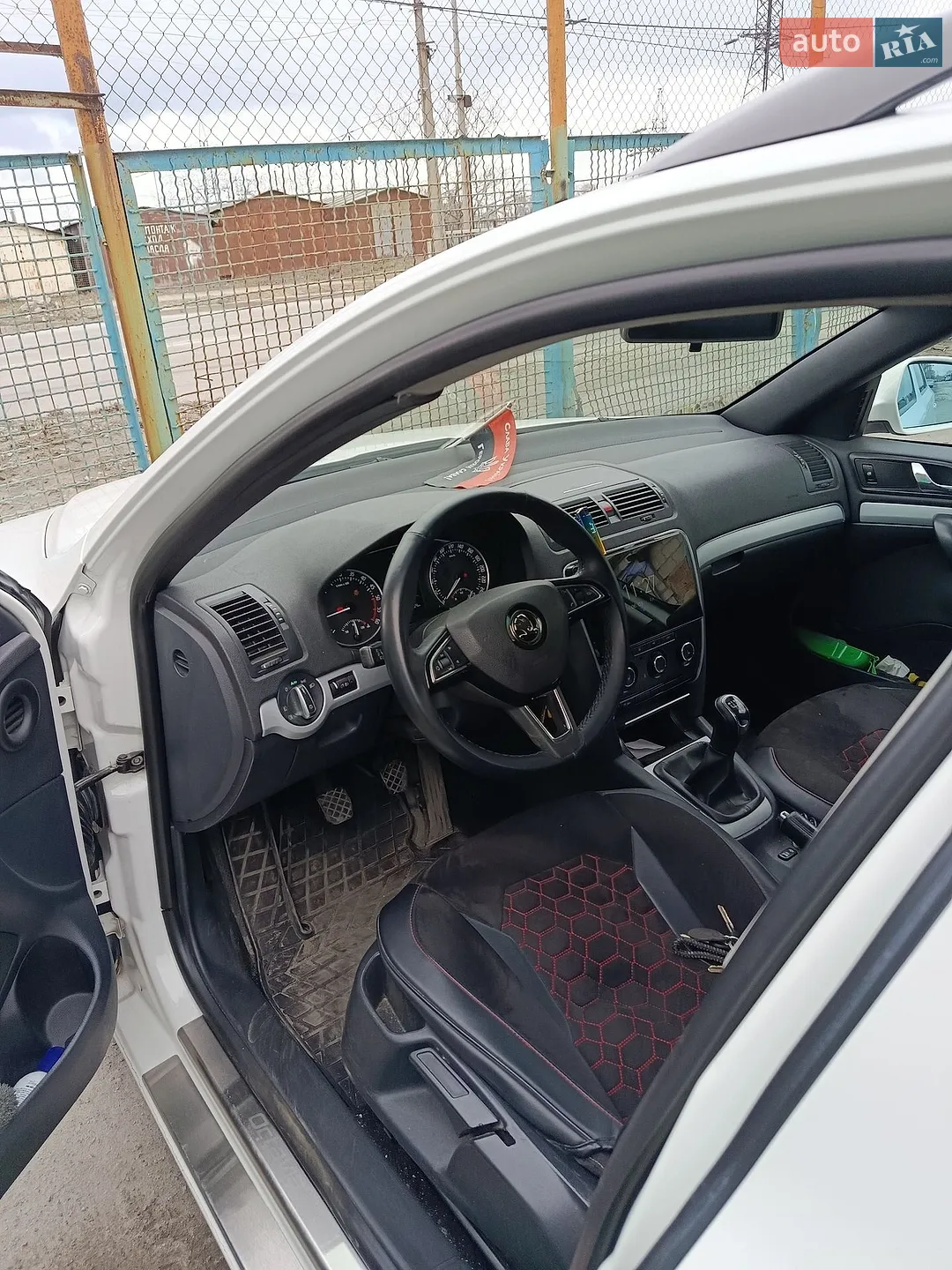 2011 Skoda Octavia - мініатюра 4