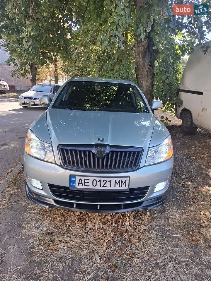 2010 Skoda Octavia - мініатюра 21