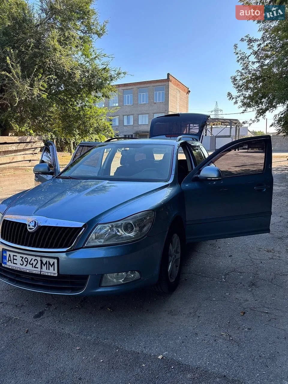 2010 Skoda Octavia - мініатюра 2