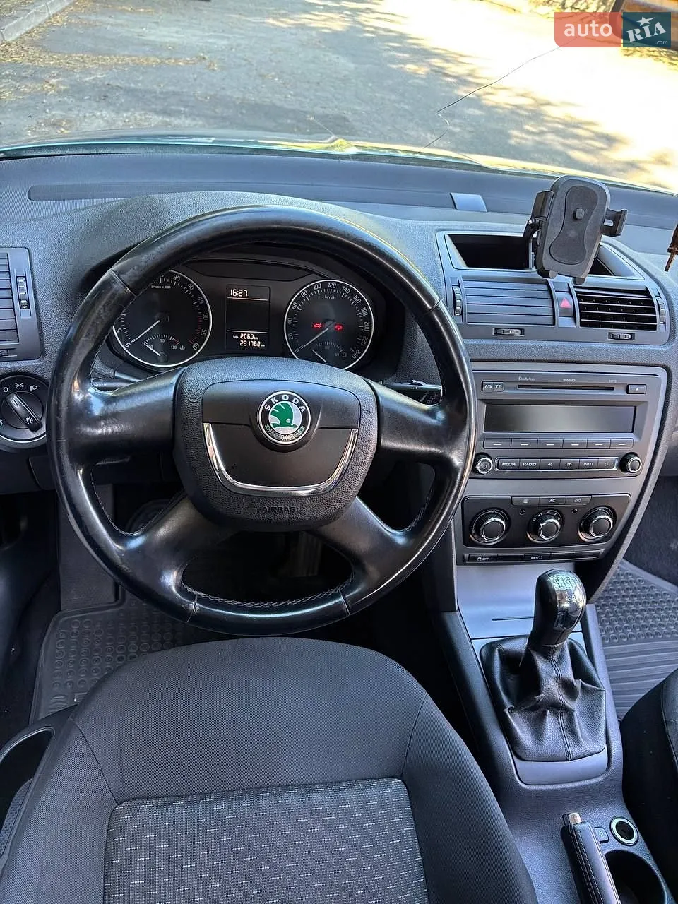 2010 Skoda Octavia - мініатюра 4