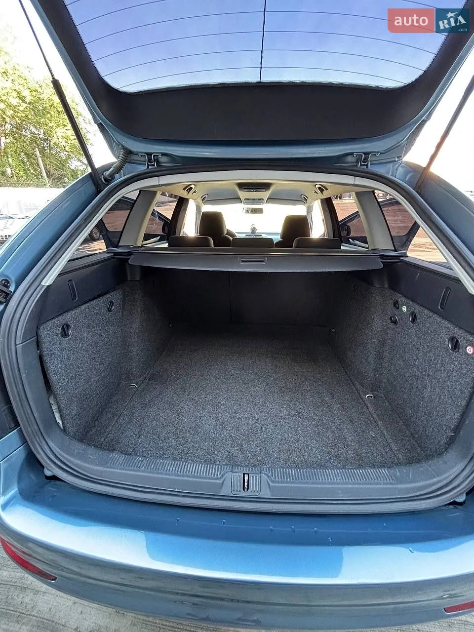 2010 Skoda Octavia - мініатюра 8