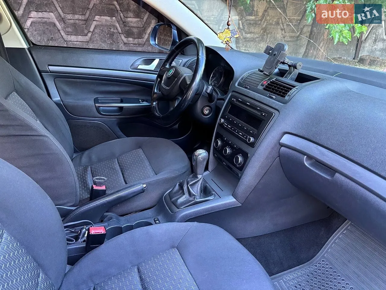 2010 Skoda Octavia - мініатюра 5