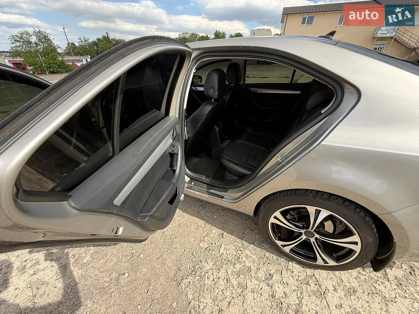 2017 Skoda Octavia - мініатюра 37