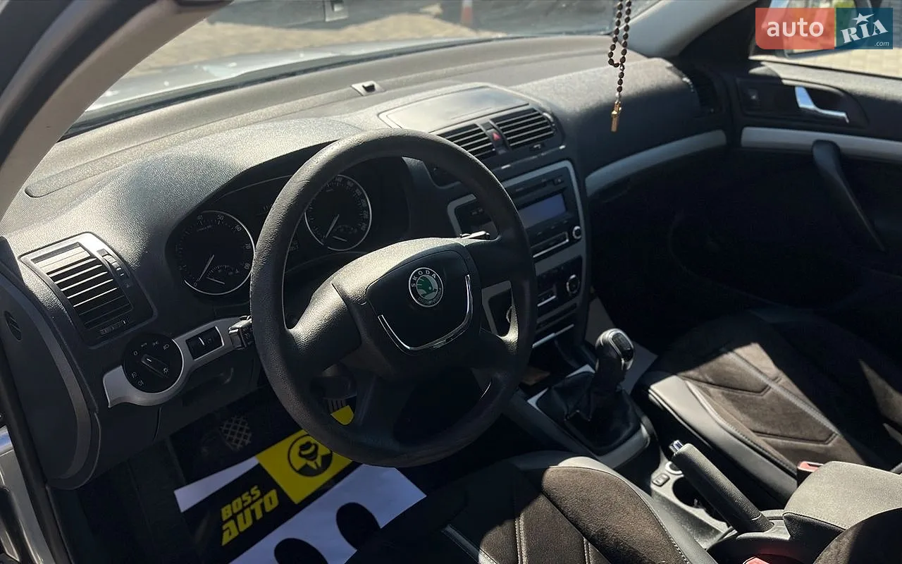 2011 Skoda Octavia - мініатюра 12