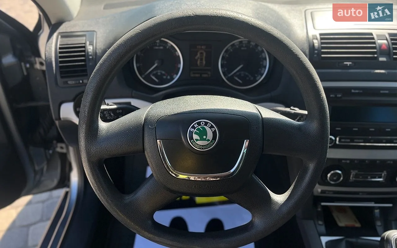 2011 Skoda Octavia - мініатюра 15