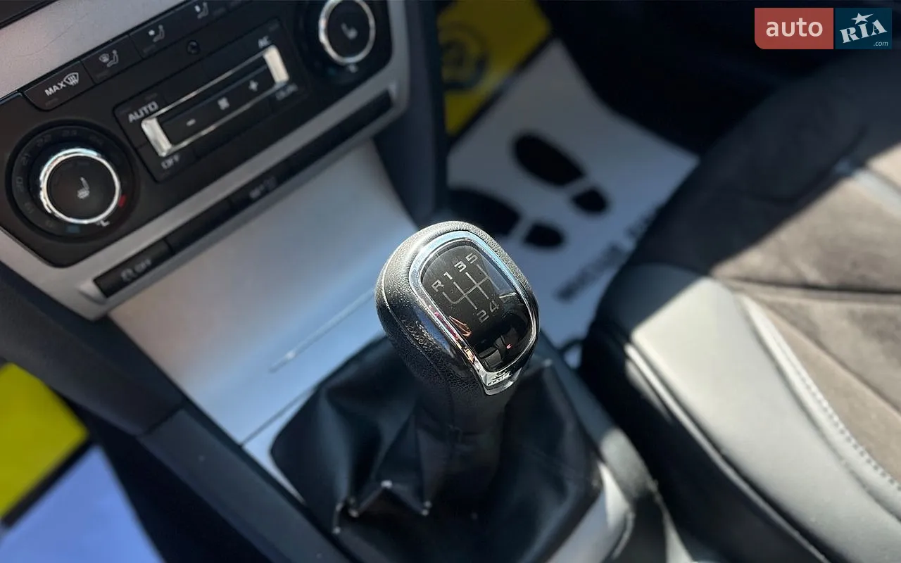 2011 Skoda Octavia - мініатюра 21