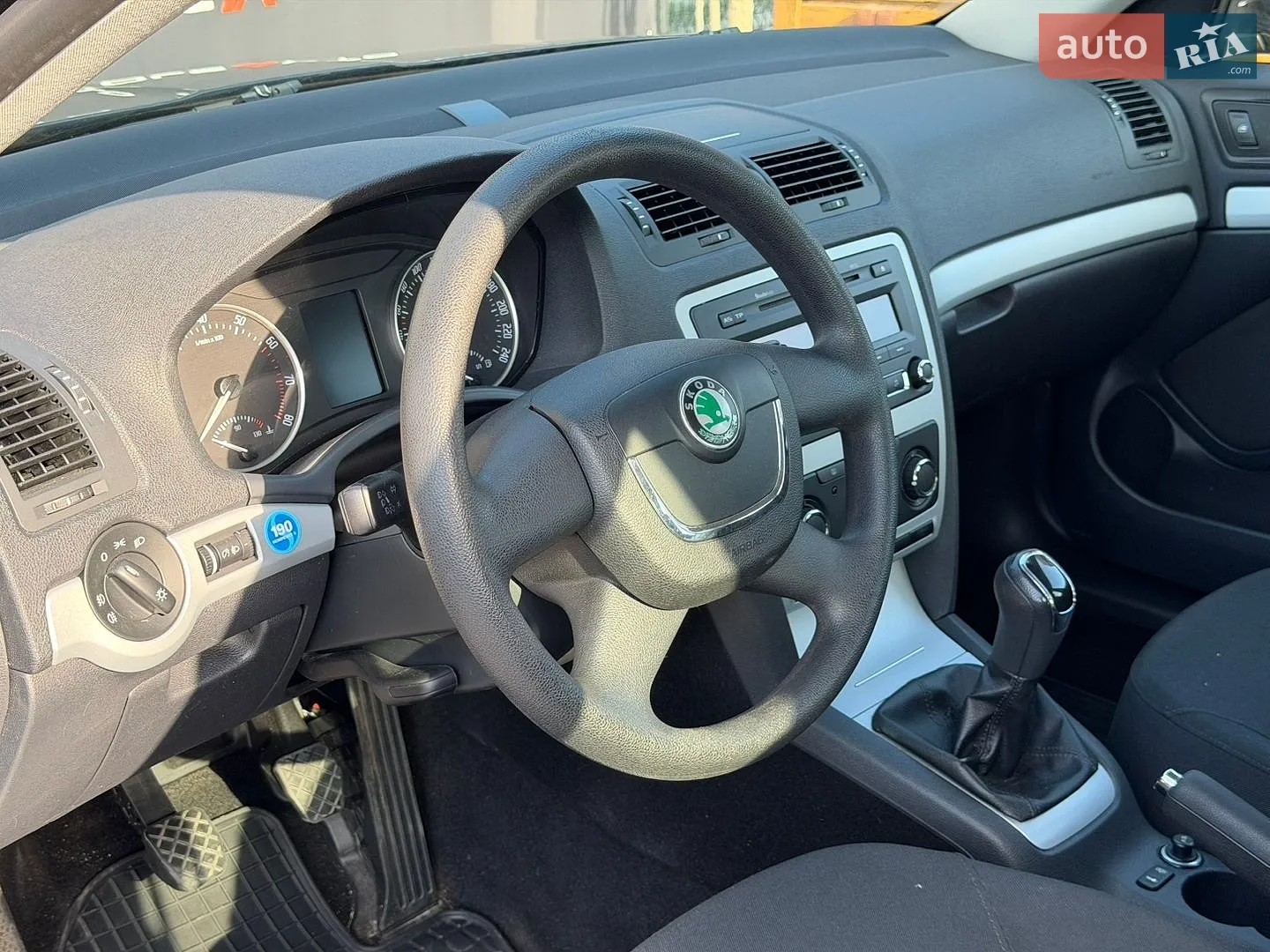 2011 Skoda Octavia - мініатюра 49