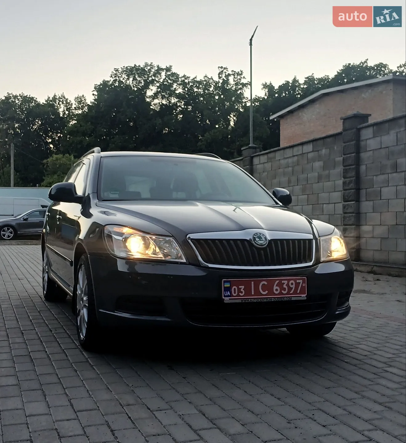 2010 Skoda Octavia - фото 1