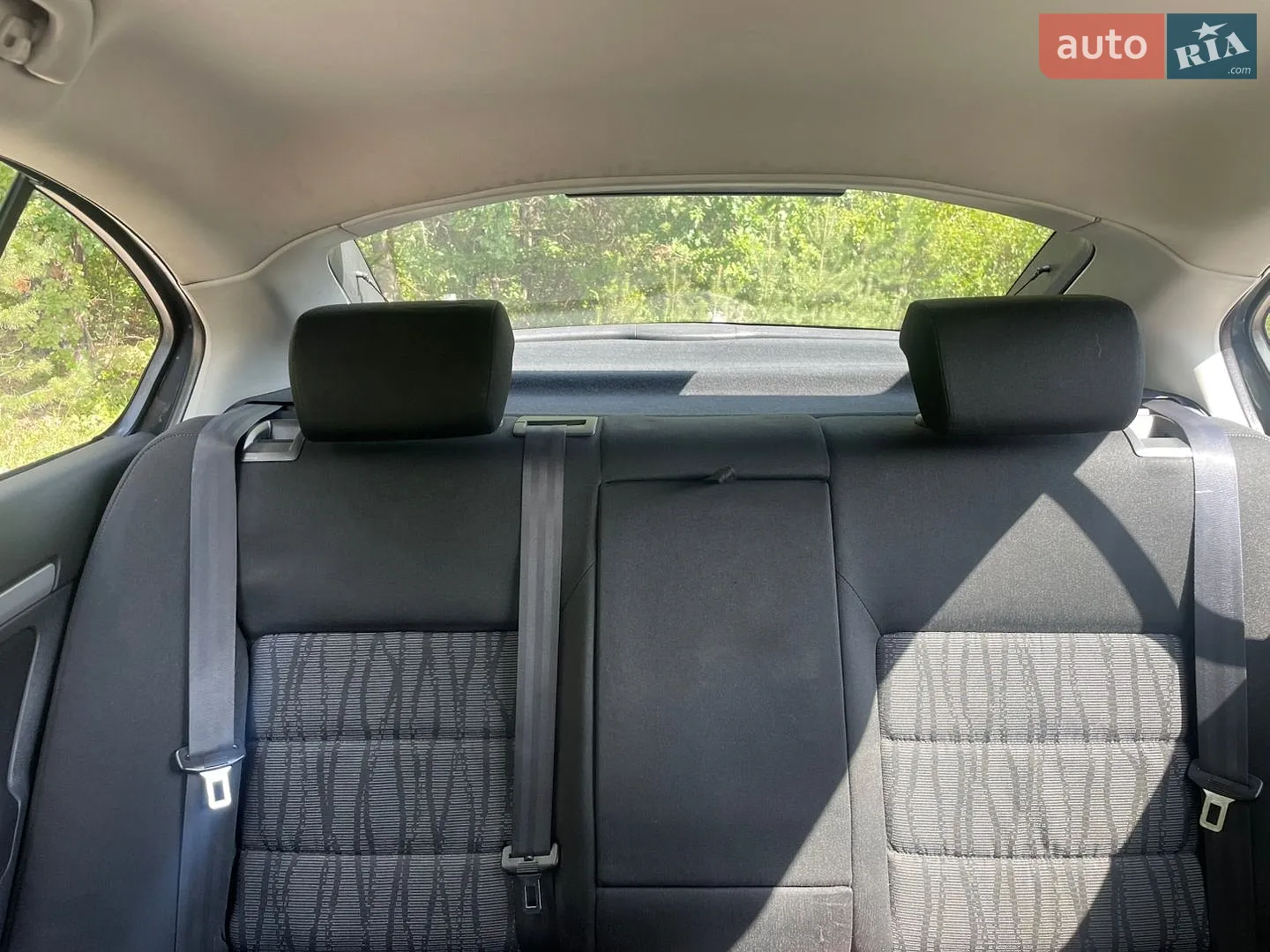 2010 Skoda Octavia - мініатюра 16