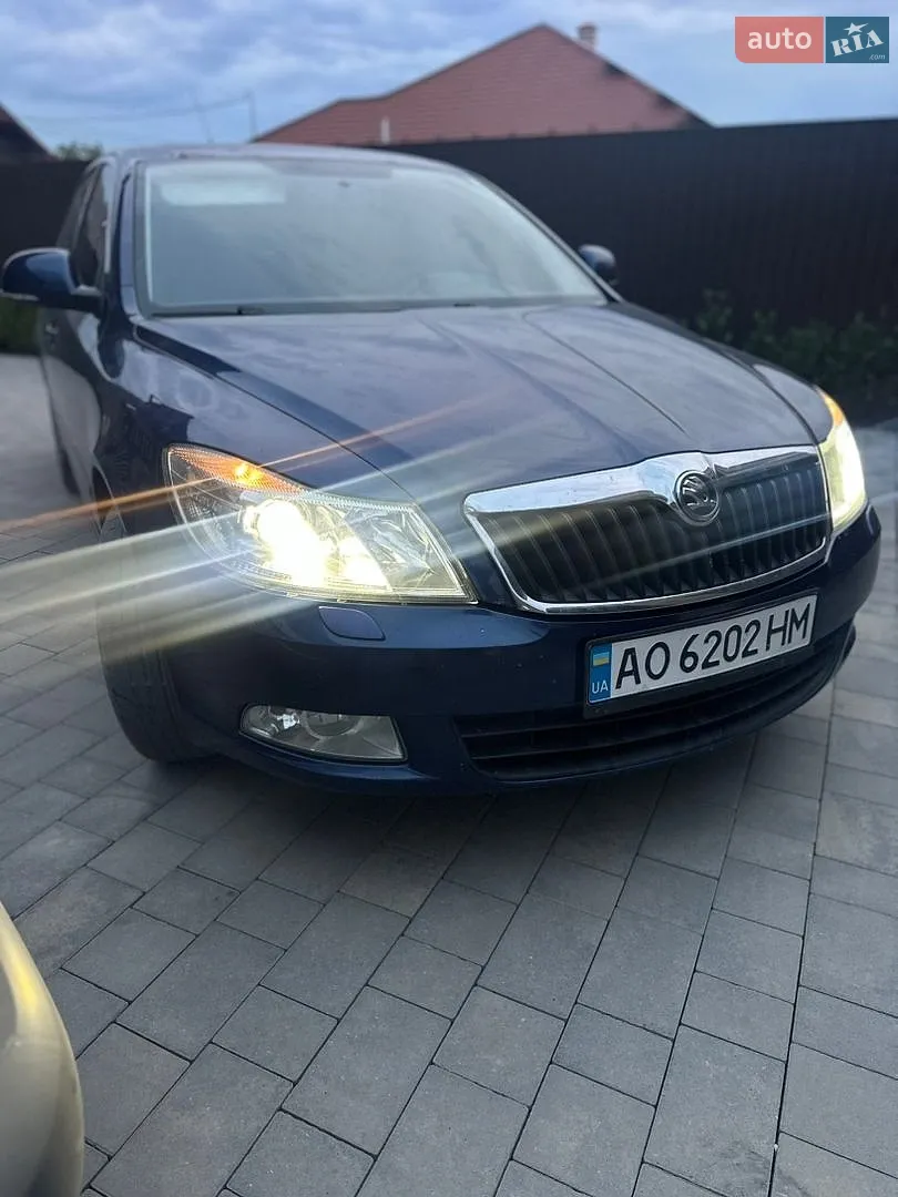 2010 Skoda Octavia - мініатюра 3