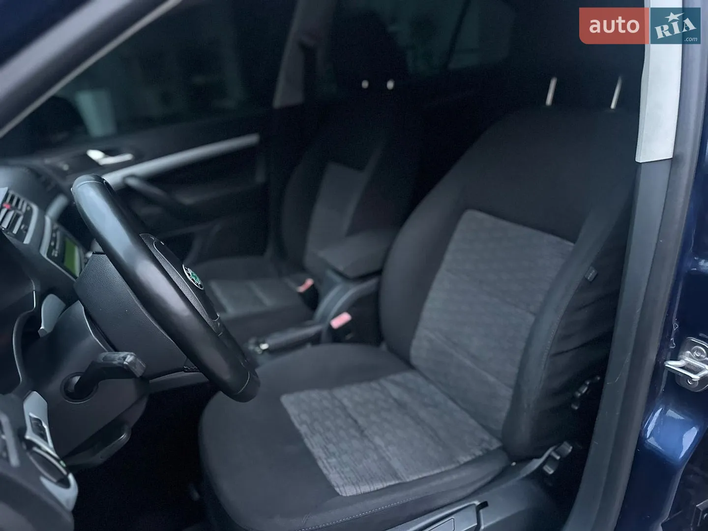 2010 Skoda Octavia - мініатюра 7