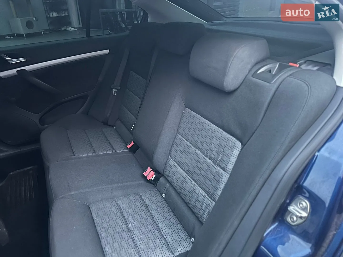 2010 Skoda Octavia - мініатюра 9