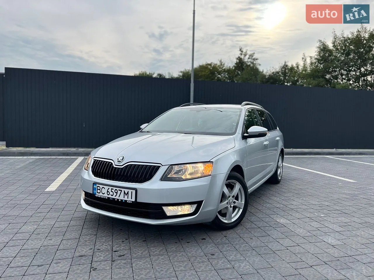 2011 Volkswagen Passat - мініатюра 34