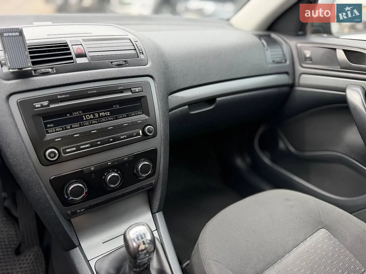2014 SEAT Ibiza - мініатюра 12