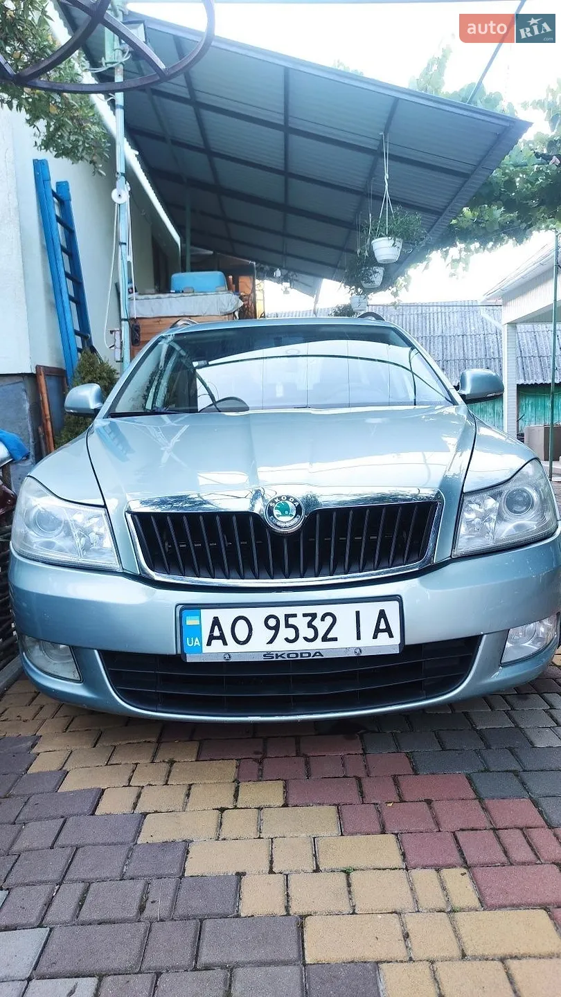 2011 Skoda Octavia - мініатюра 2