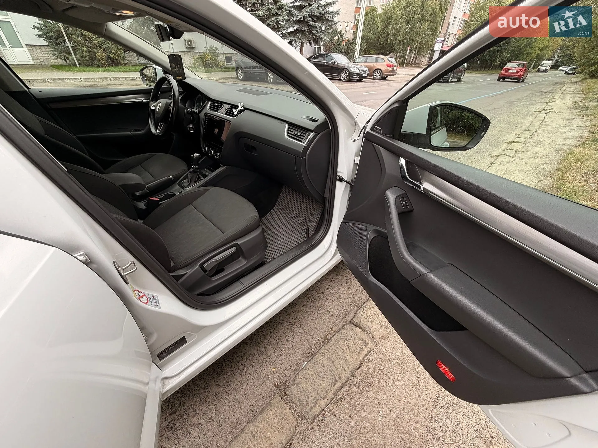 2018 Skoda Octavia - мініатюра 19