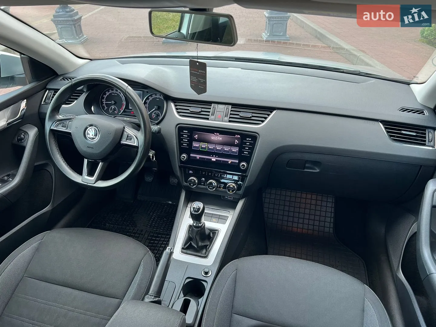 2019 Skoda Octavia - мініатюра 18
