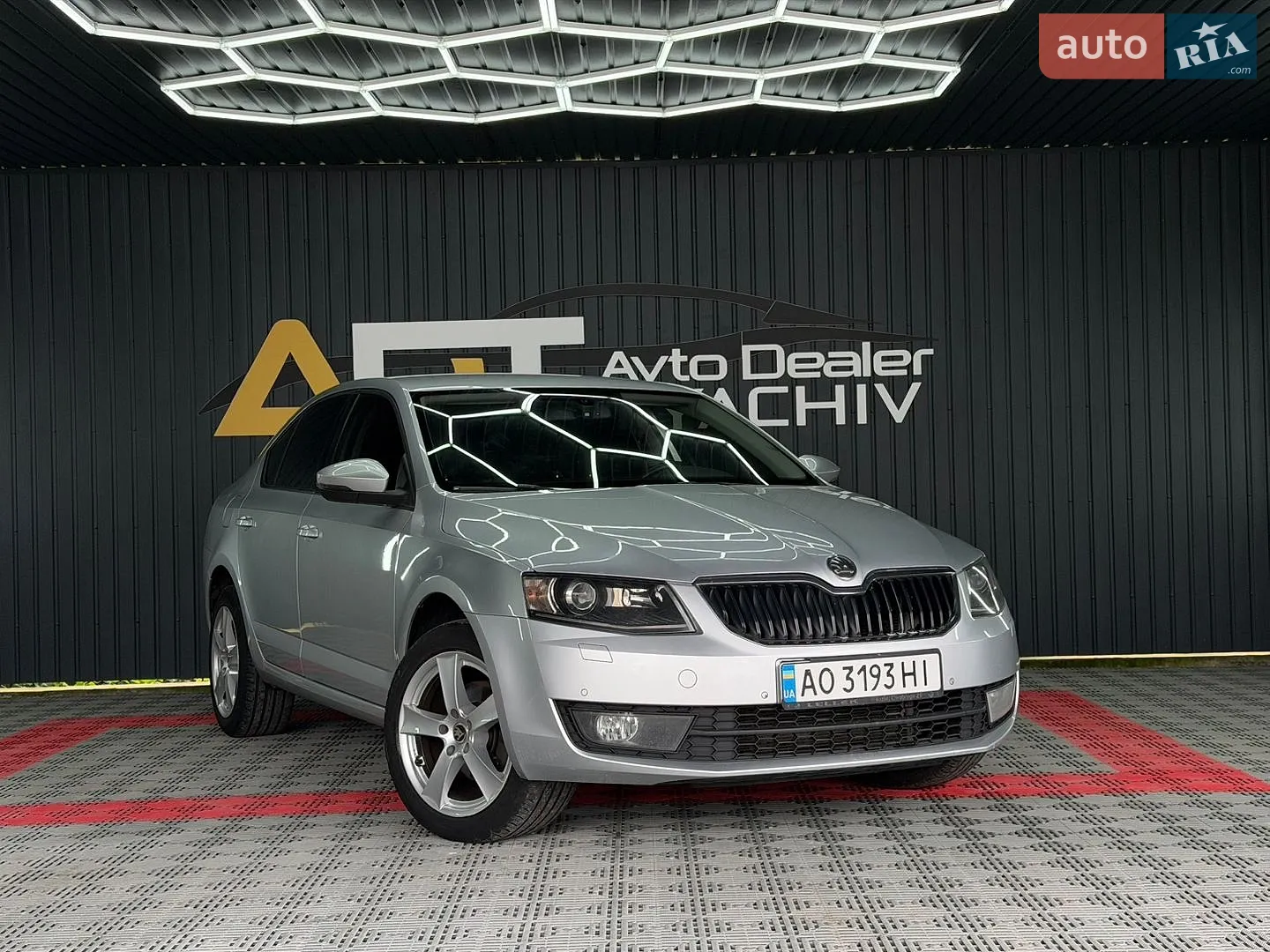 2013 Skoda Octavia - фото 1