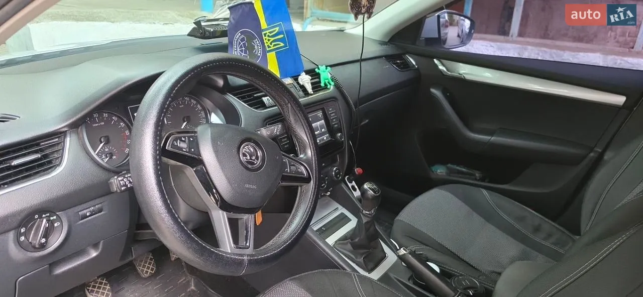 2016 Skoda Octavia - мініатюра 3