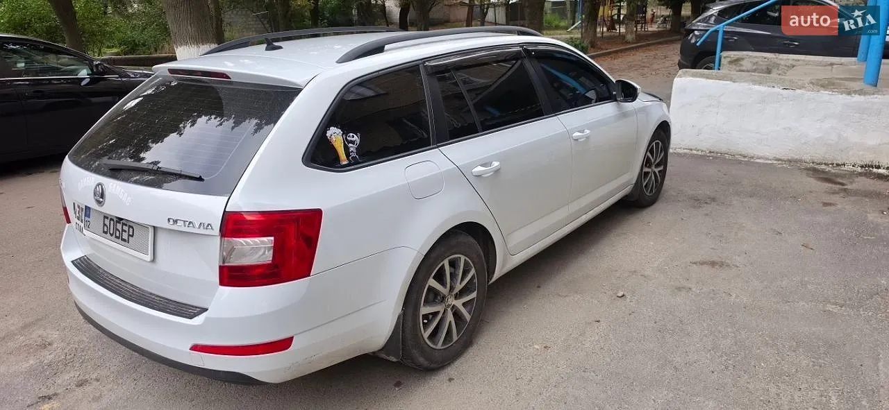 2016 Skoda Octavia - мініатюра 8