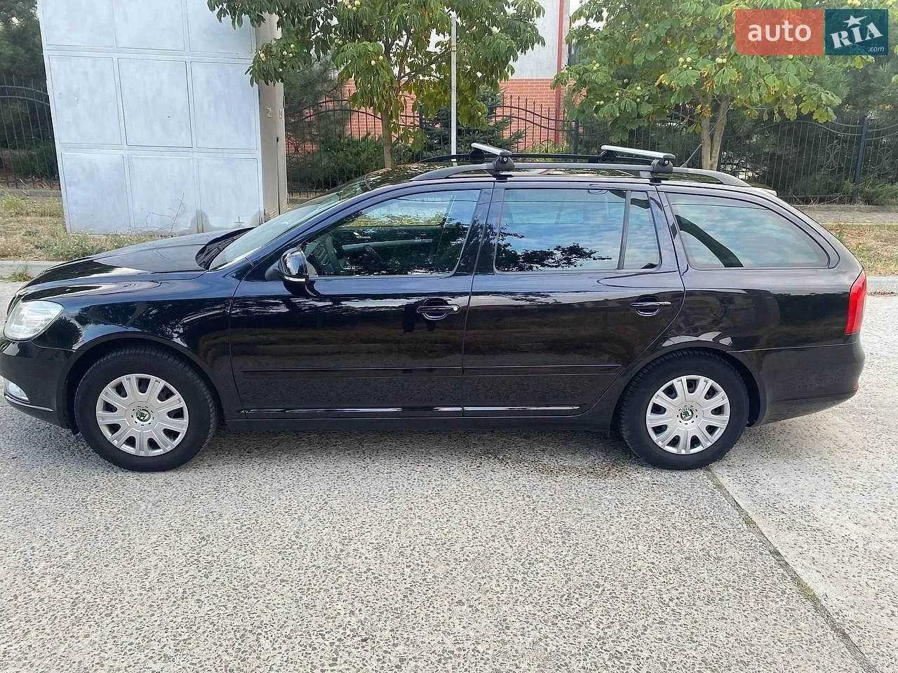 2010 Skoda Octavia - мініатюра 8