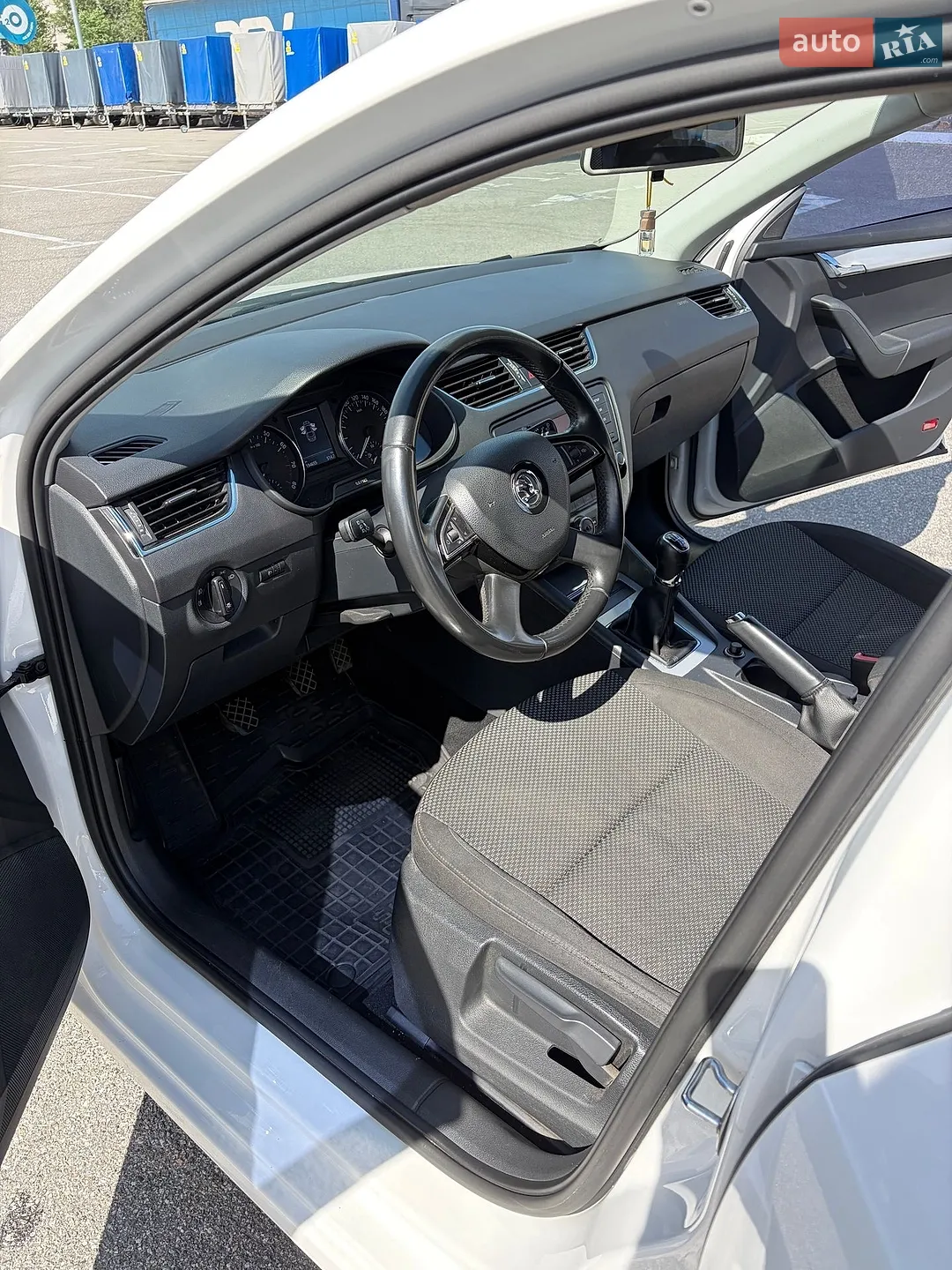 2014 Skoda Octavia - мініатюра 12