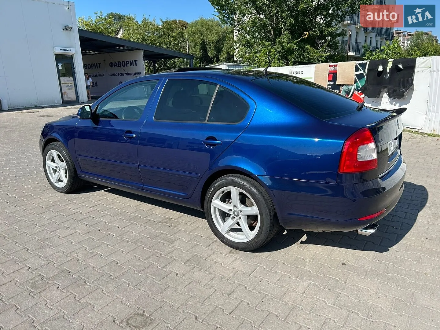 2011 Skoda Octavia - мініатюра 16