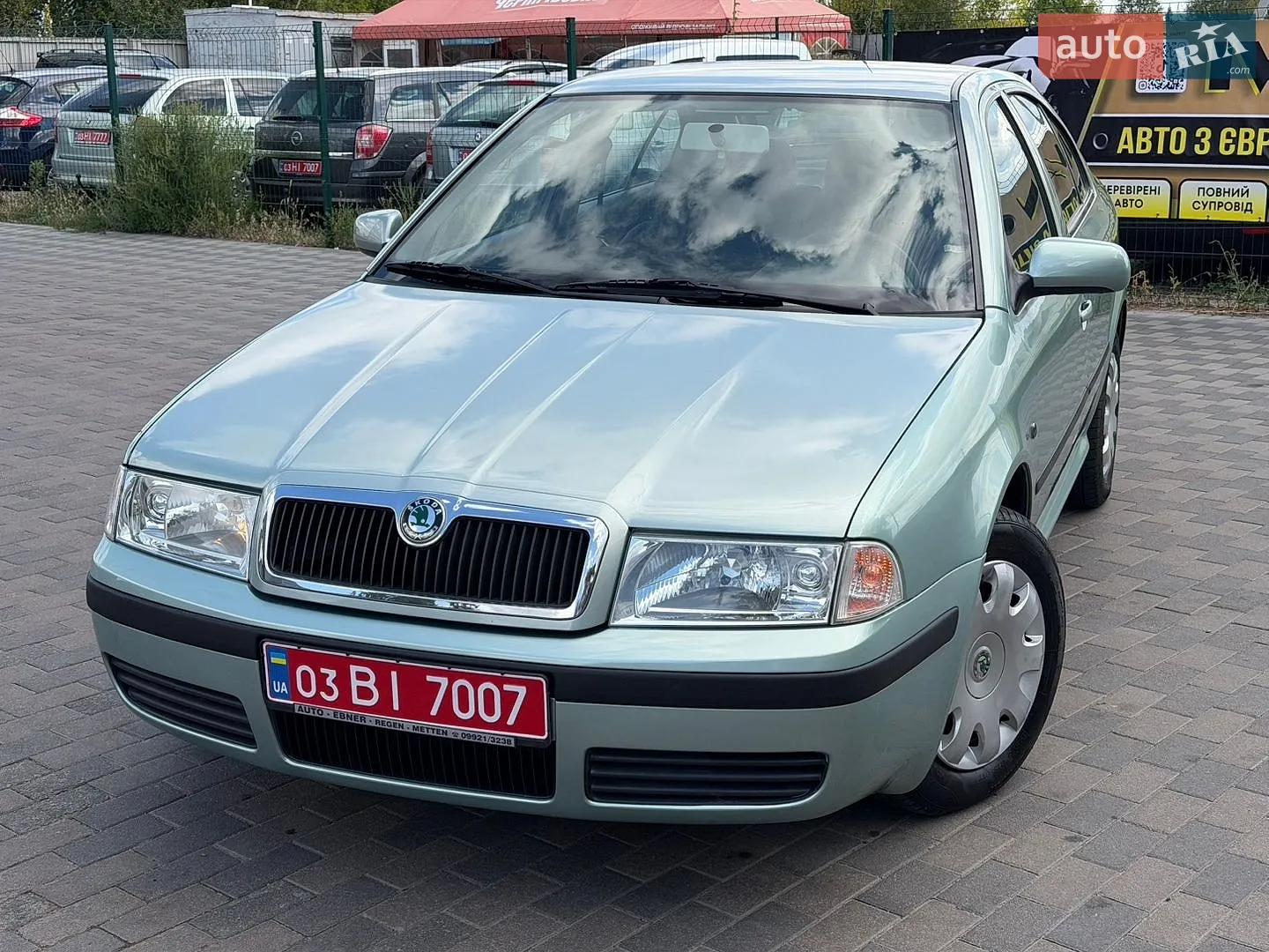 2010 Skoda Octavia - мініатюра 10