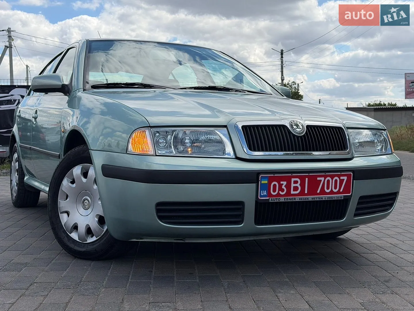 2010 Skoda Octavia - мініатюра 16