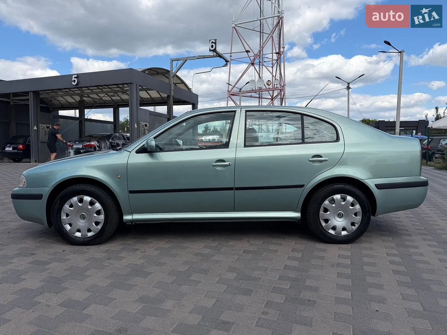 2010 Skoda Octavia - мініатюра 42