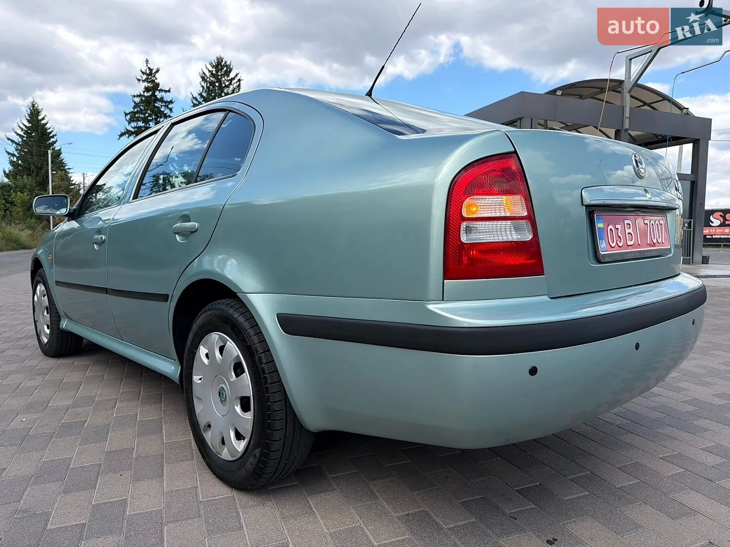 2010 Skoda Octavia - мініатюра 57