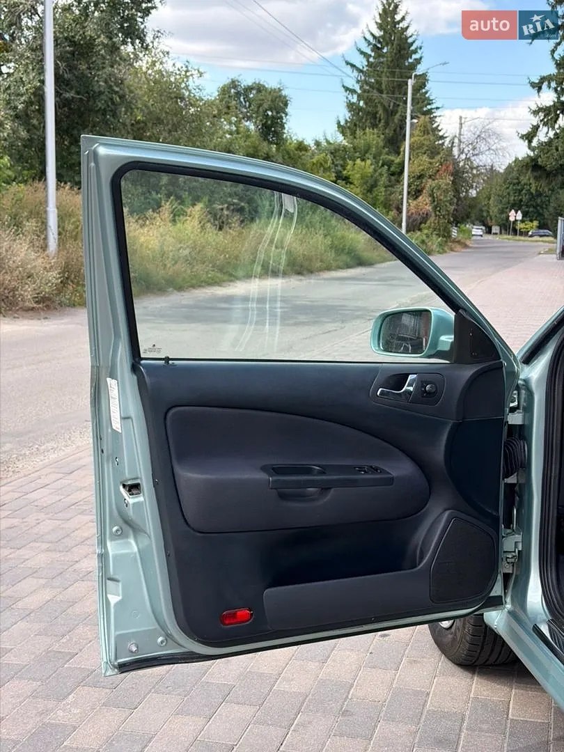 2010 Skoda Octavia - мініатюра 71