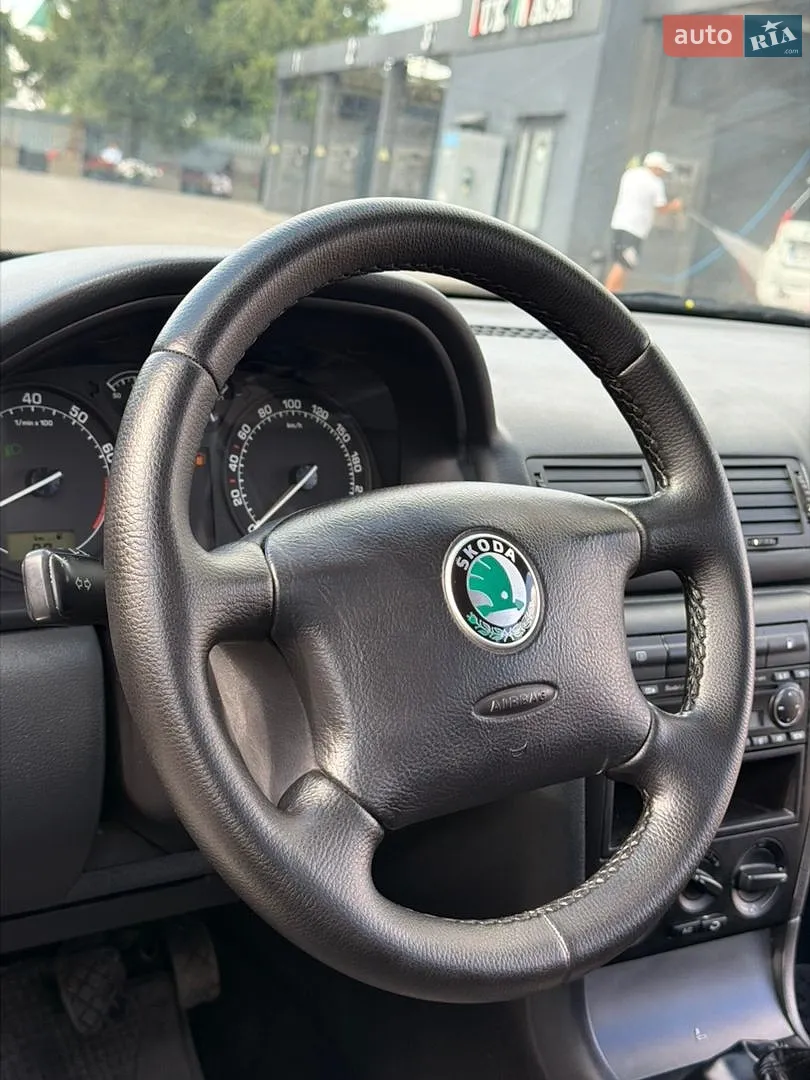 2010 Skoda Octavia - мініатюра 96