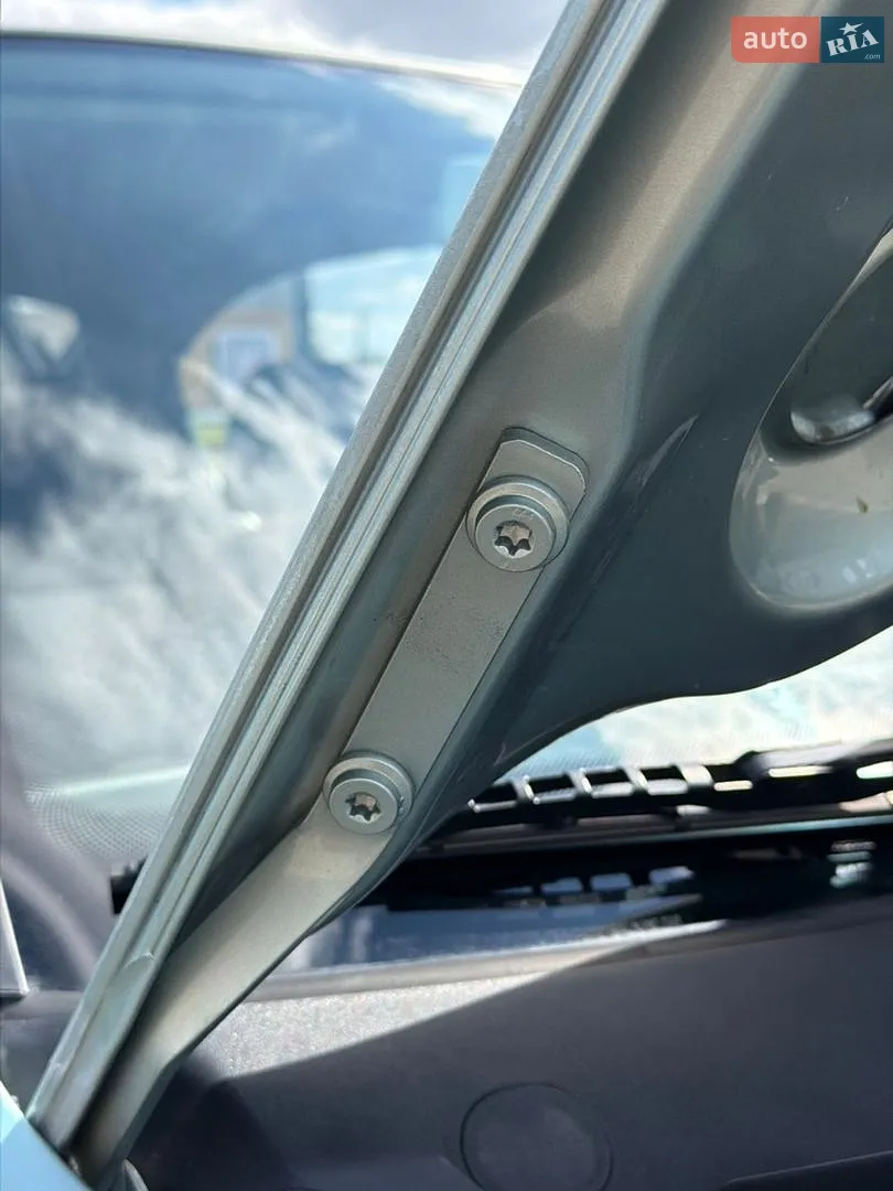 2010 Skoda Octavia - мініатюра 103