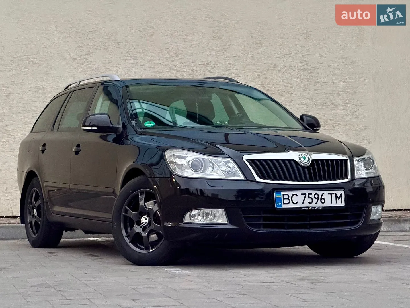 2011 Skoda Octavia - мініатюра 2