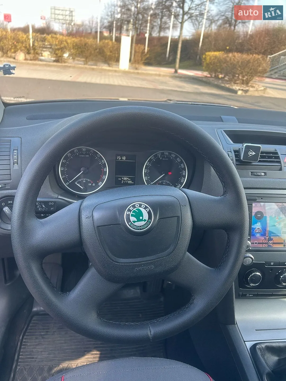 2010 Skoda Octavia - мініатюра 8