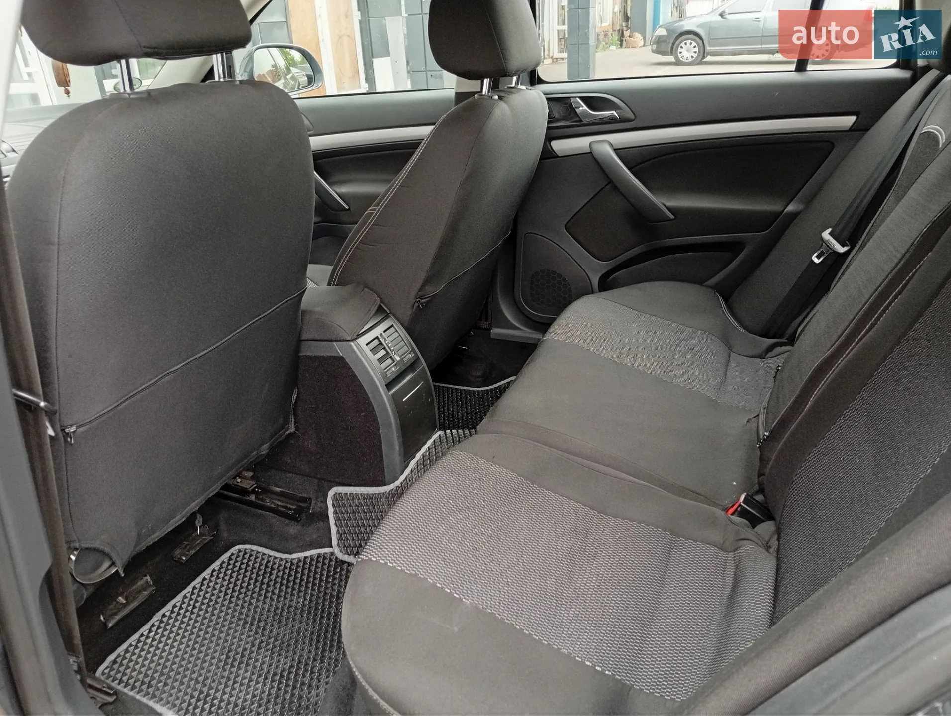 2012 Skoda Octavia - мініатюра 32