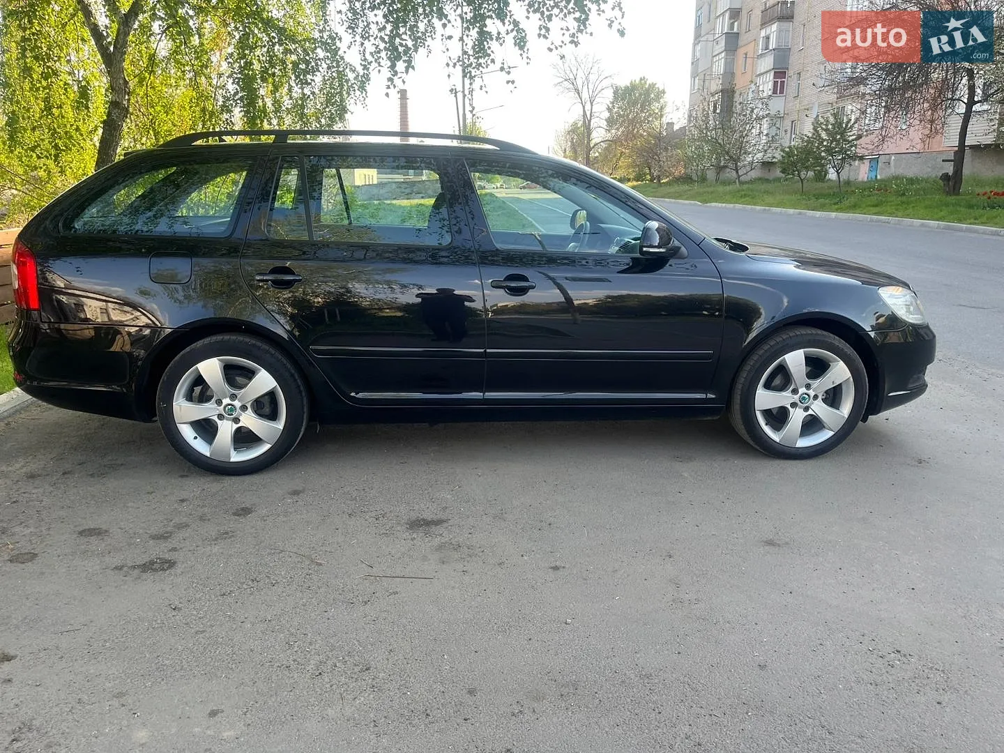 2010 Skoda Octavia - мініатюра 6