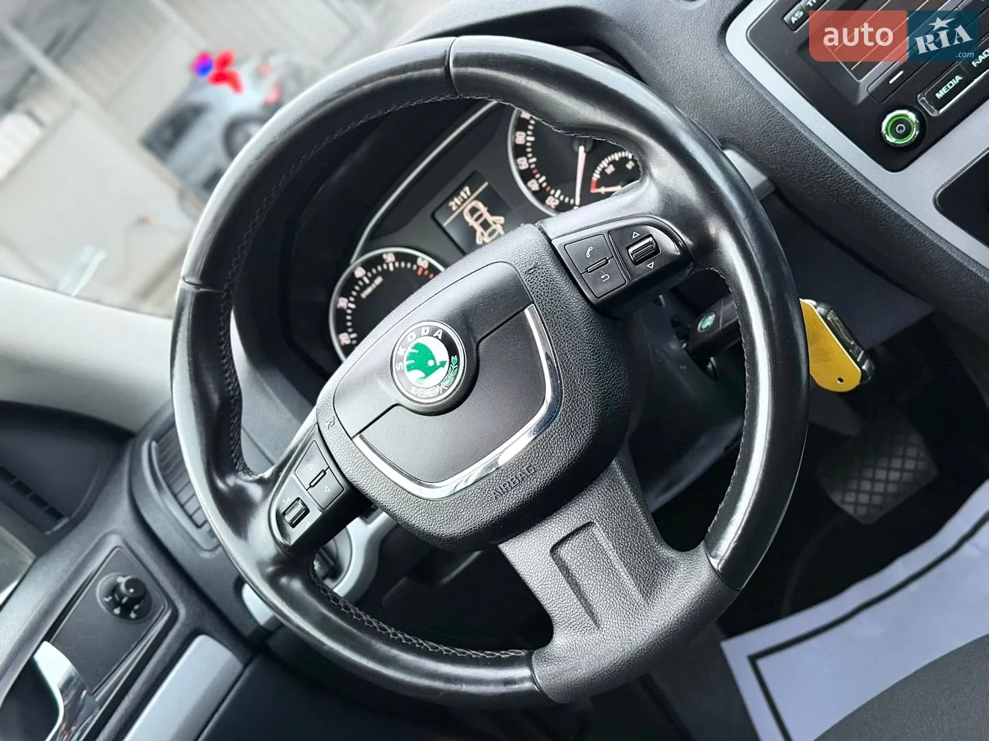 2012 Skoda Octavia - мініатюра 38